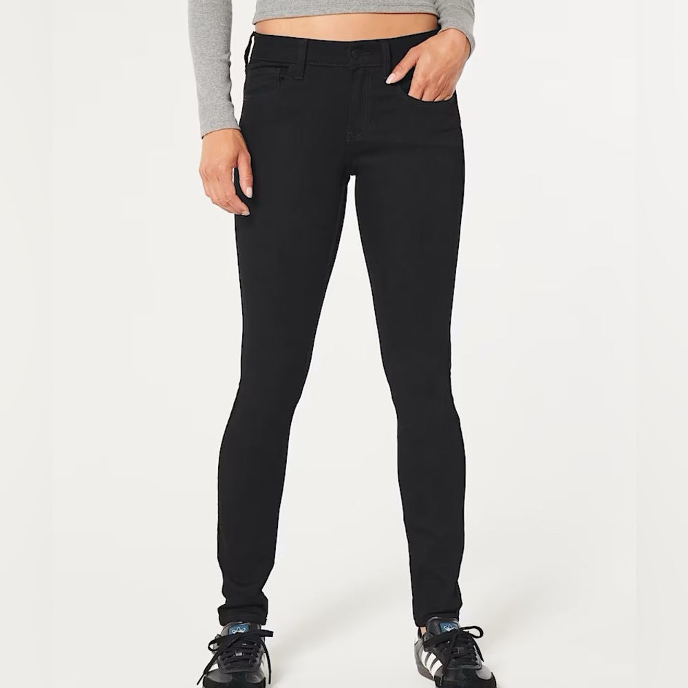 HOLLISTER Low Rise Super Skinny Black Jeans